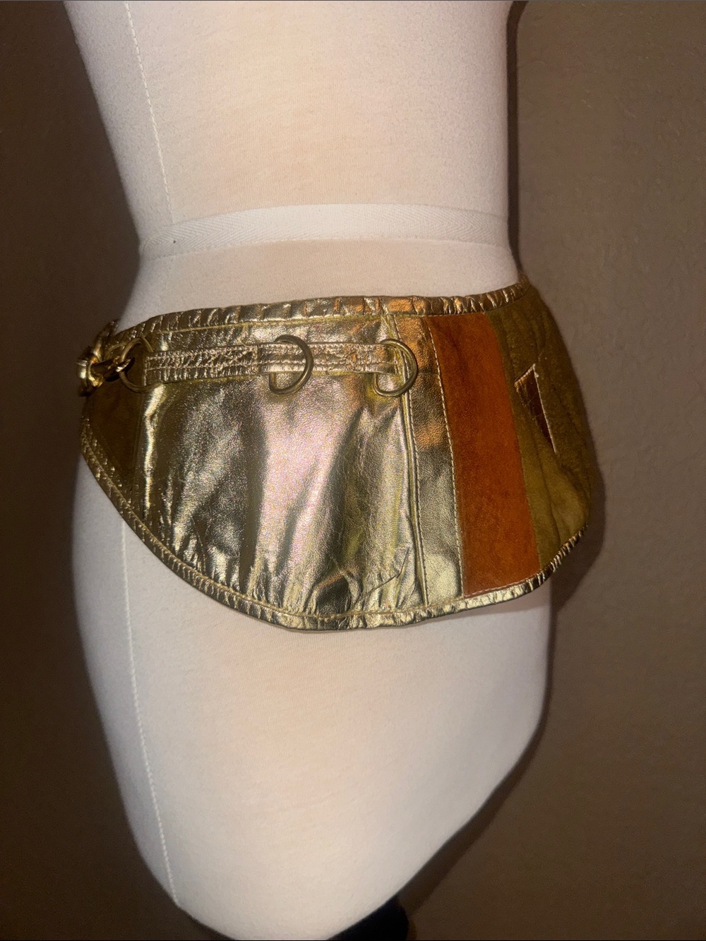 80s ✨✨ Vintage Gold with Olive and Rust Suede Waist Belt - Picture 5 of 6